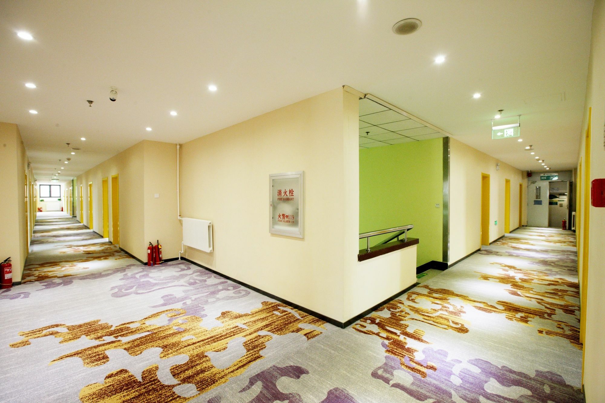 Beijing Dongdan Hotel Near Wangfujing Street,Tian'Anmen Square,The Forbidden City,Free Self-Service Laundry Room Экстерьер фото